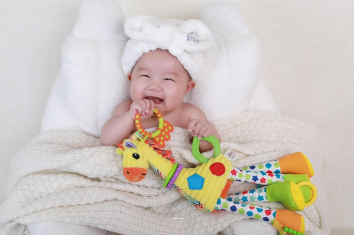 四川怎么判断宝宝是否斜颈 四川怎么判断宝宝是否斜颈