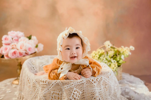 四川宝宝多大开始攒肚子